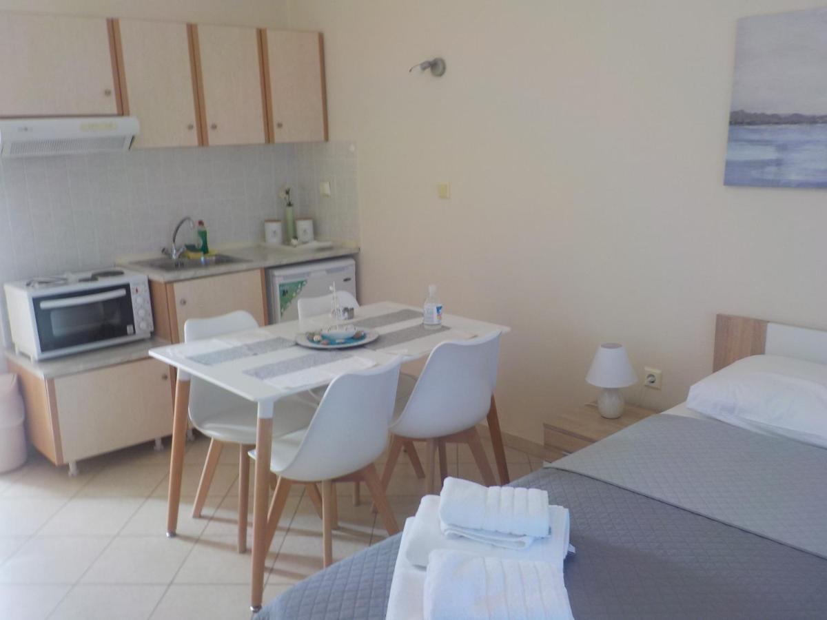 Konsta Apartments Kanáli Kültér fotó